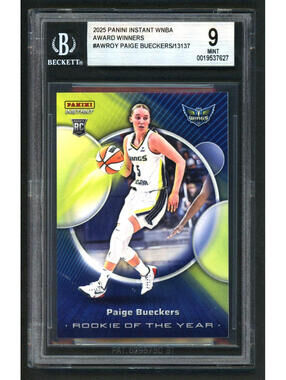 2025-26 Panini Instant WNBA #AW-ROY Paige Bueckers Rookie of the Year (RC) BGS 9